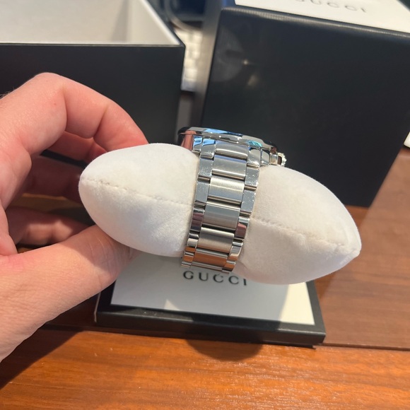 GUCCI-G 44MM CHRONO Stainless Steel Black Dial Men’s Watch Authentic - Picture 3 of 7